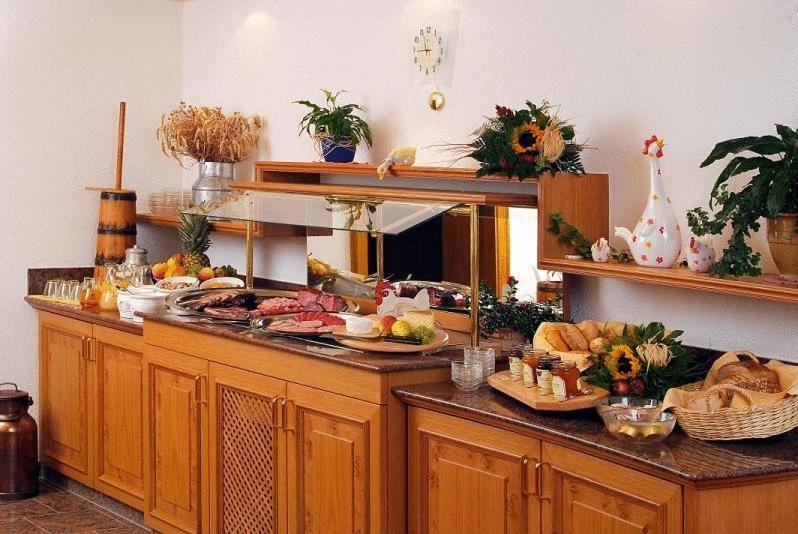 Hotel-Restaurant Sennhuette Im Herzen Des Suedschwarzwalds Kleines Wiesental 外观 照片