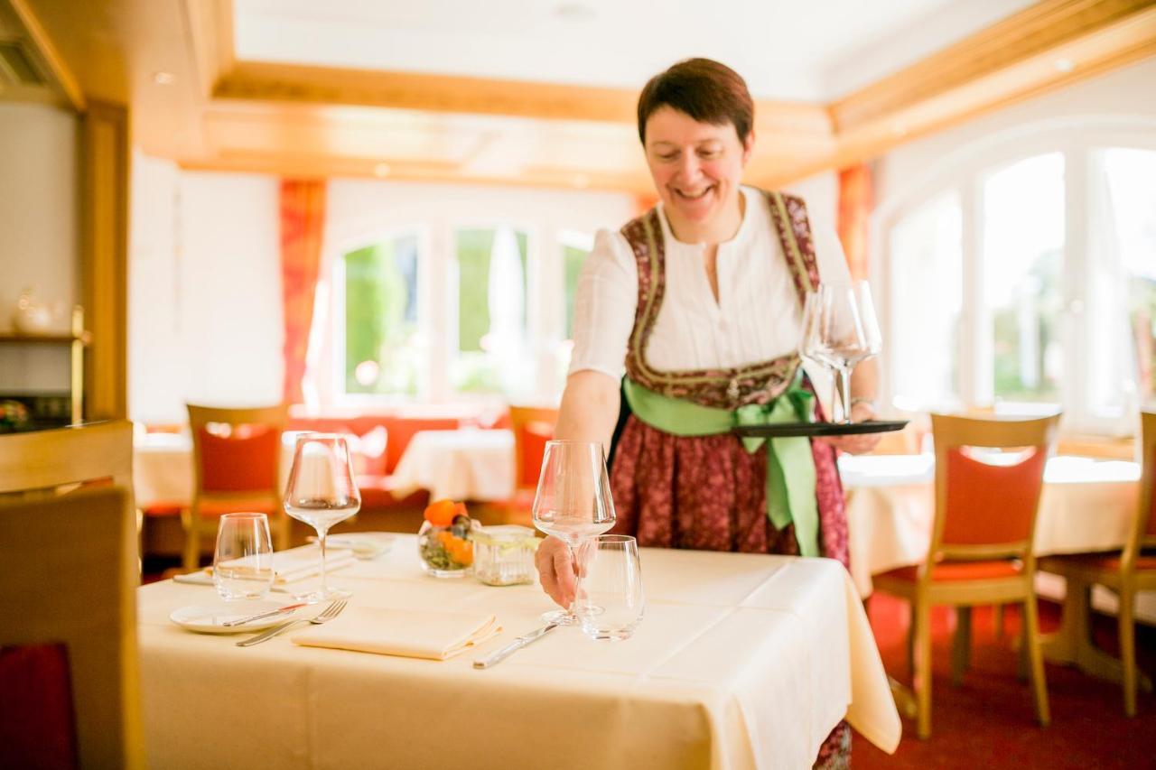 Hotel-Restaurant Sennhuette Im Herzen Des Suedschwarzwalds Kleines Wiesental 外观 照片