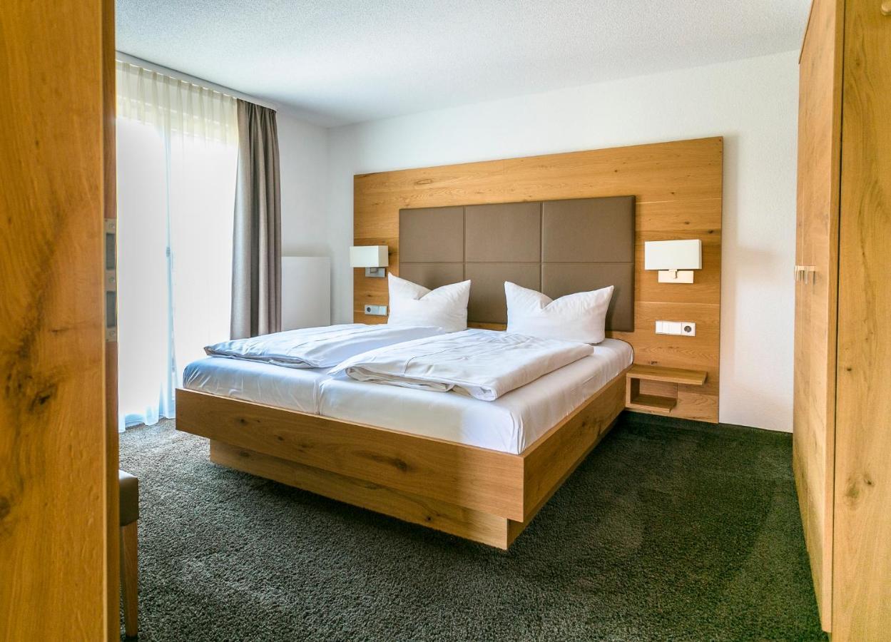 Hotel-Restaurant Sennhuette Im Herzen Des Suedschwarzwalds Kleines Wiesental 外观 照片