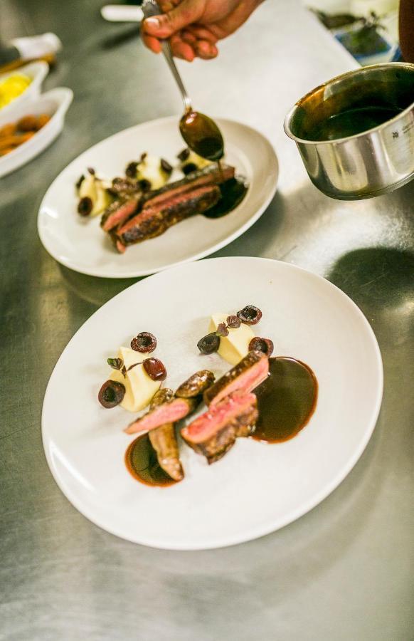 Hotel-Restaurant Sennhuette Im Herzen Des Suedschwarzwalds Kleines Wiesental 外观 照片