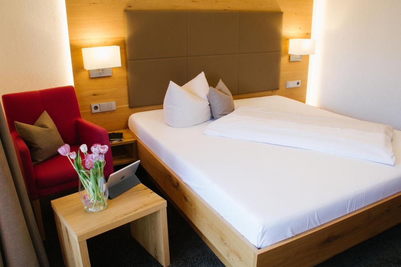 Hotel-Restaurant Sennhuette Im Herzen Des Suedschwarzwalds Kleines Wiesental 外观 照片